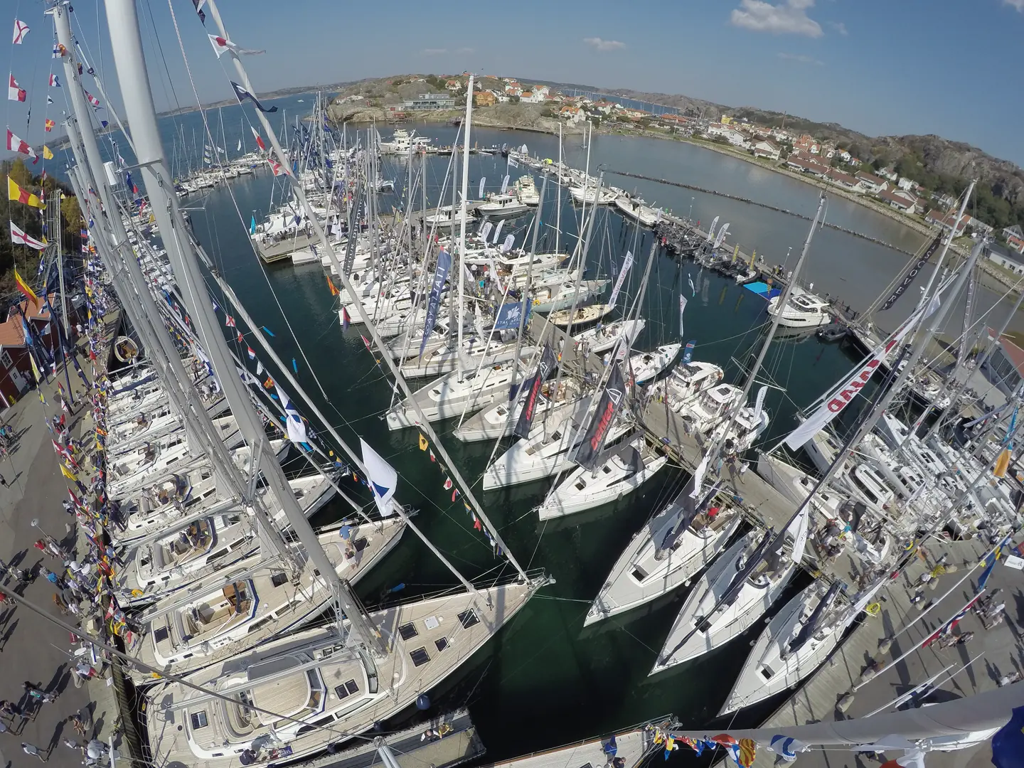 Også motorbåter blir å se på Öppet Varv august 2025. Her fra årets rene seilbåtmesse. Foto: Hallberg-Rassy