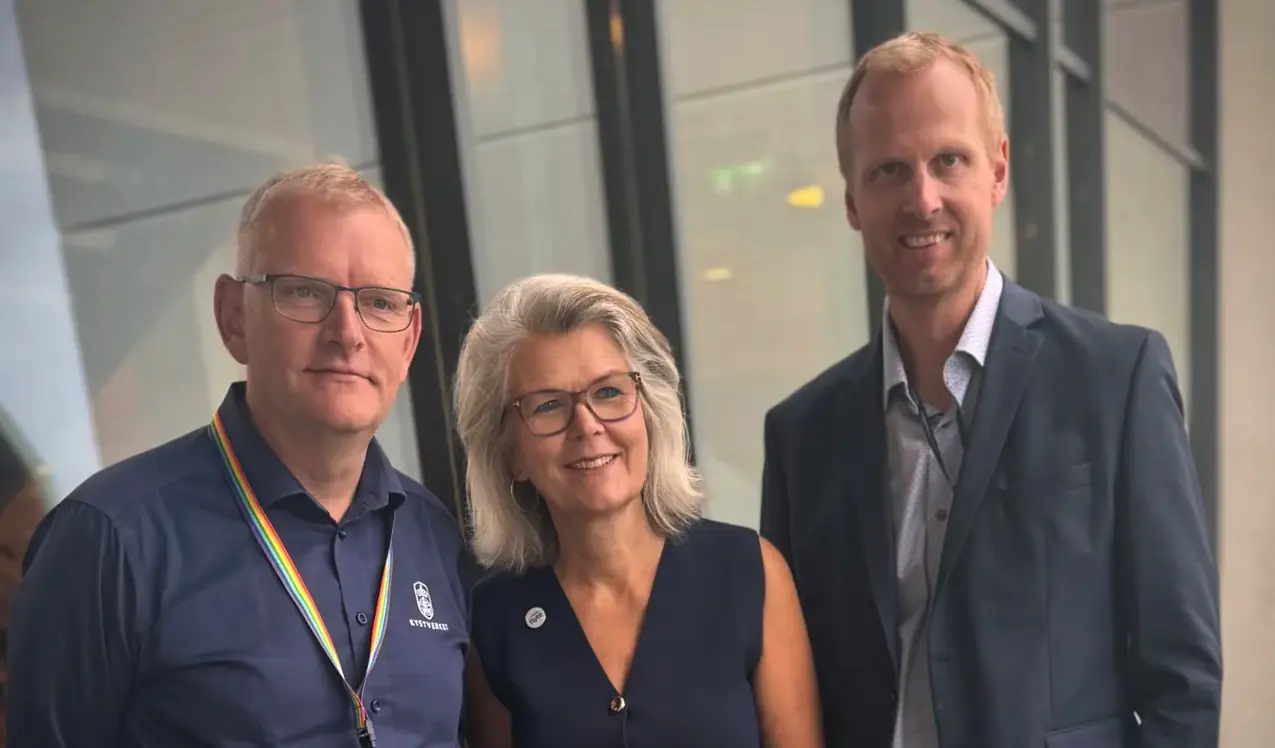 Guttorm Tomren fra Kystverket, Mia Bergmann, Flyte og Petter A. Søreng i Sjøfartsdirektoratet. Foto: Sjøfartsdirektoratet