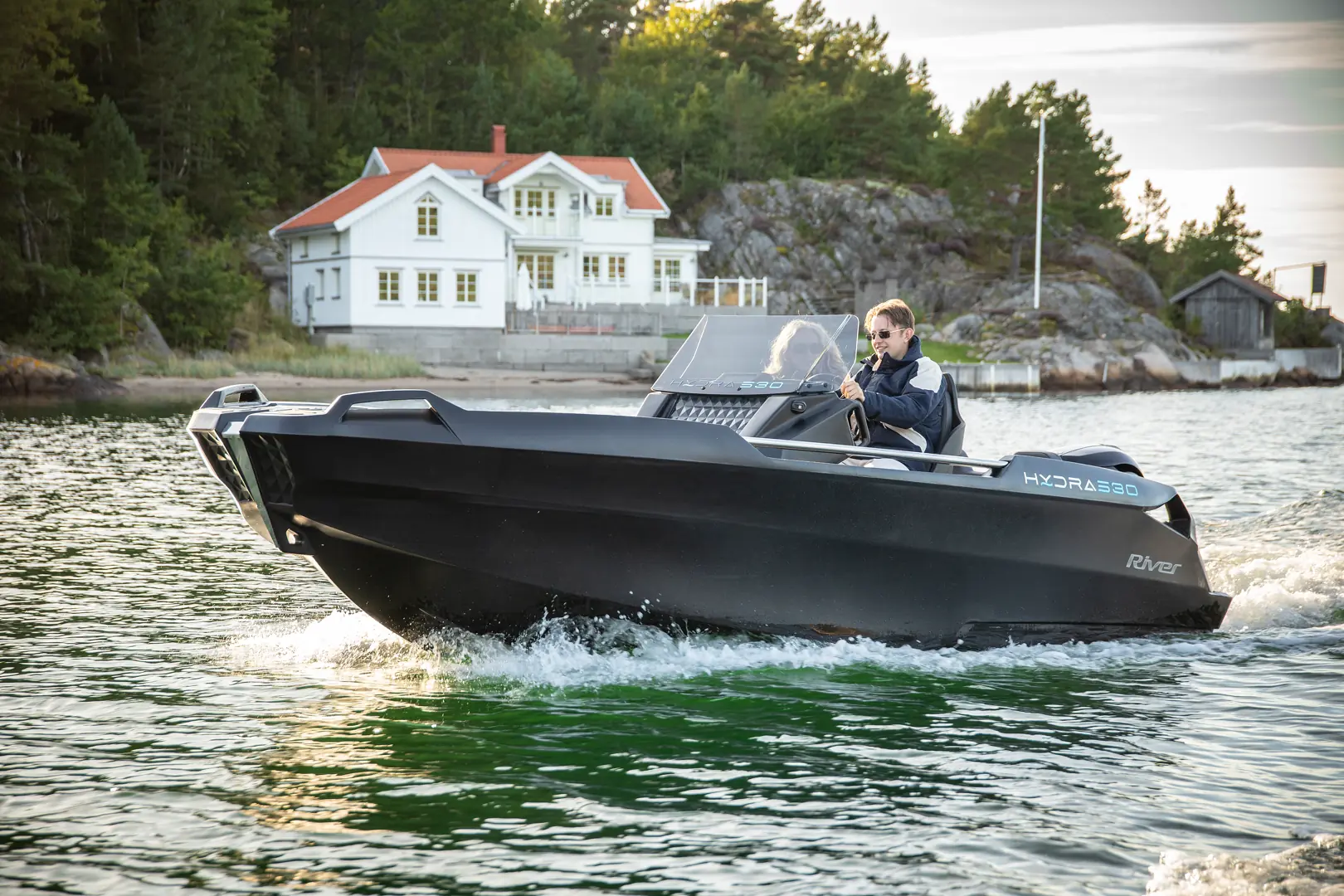 River 530 Hydra