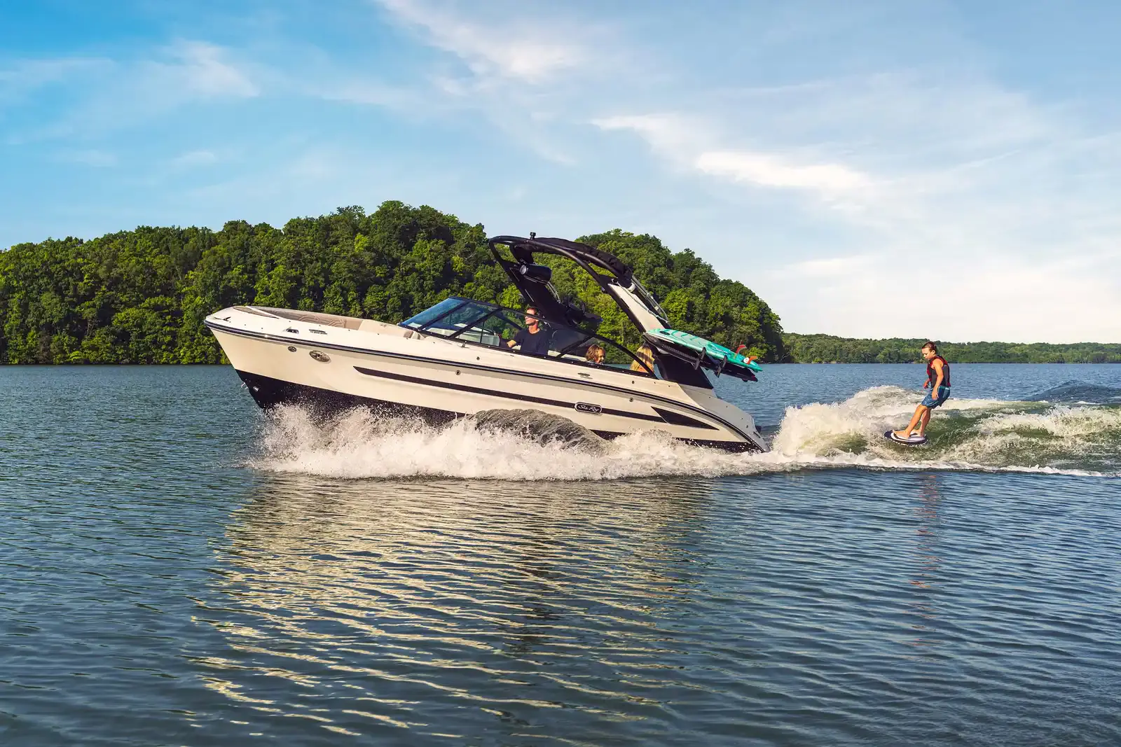 SeaRay SDX 230 Surf